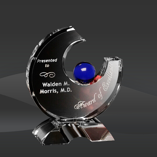 Chalcee Circle Crystal Award (CD-4061)