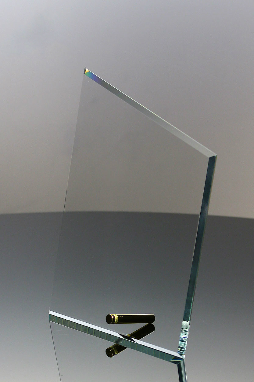 Slanted Quad Glass Award (#1550, #1601, #1915)