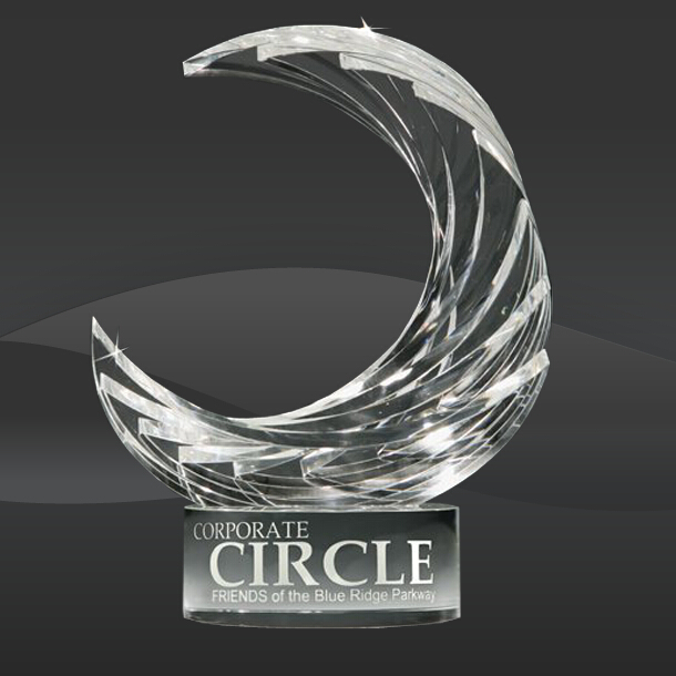Crest Wave Crystal Award (RS-81403-19)