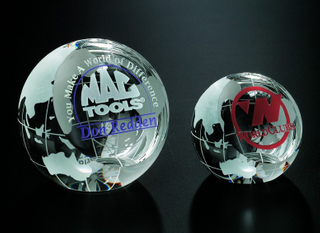 Clipped Globe Crystal Award (CA-1213)