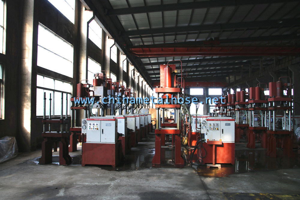 LPG Cylinder End Dish Hydraulic Deep Drawing Machine