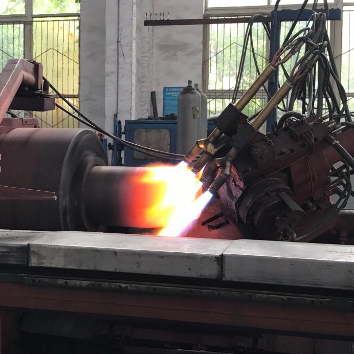 Induction Furnace Equipped CNG Cylinder Hot Spinning Forming Machine Gas Tank Spinning Machine