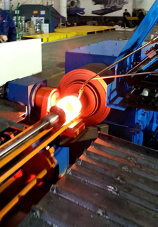 CO2 Cylinder Hot Spinning Machine