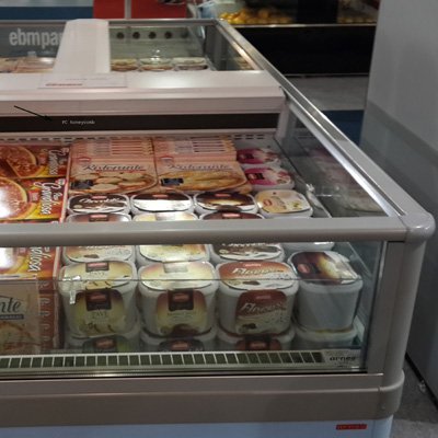 pc honeycomb in horizonal showcase-400k.jpg panal de pc en escaparate horizontal-400k.jpg