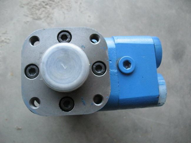 Sdlg LG933/LG936/LG938 Wheel Loader Parts Steering Gear Bzz5-500 4120001317