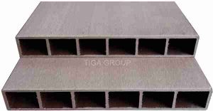 Panneau de mur ext&eacute;rieur Anti-UV de WPC/panneau de mur compos&eacute; PE en bois ext&eacute;rieur