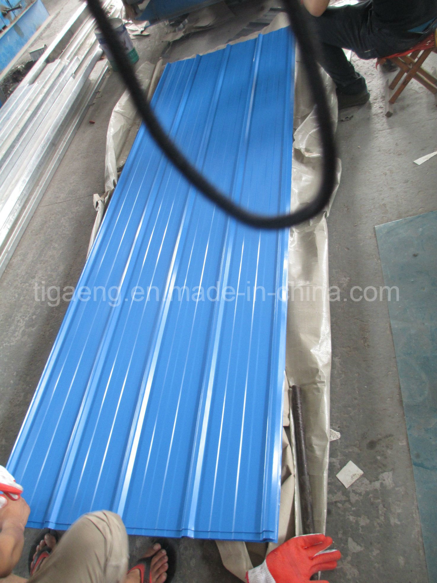 Light Weight Steel Roofing Material Color Coated PPGI/PPGL Roof Sheets