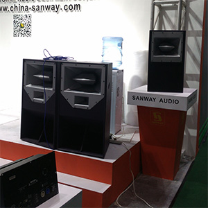 Altavoces de gama completa Sanway L-1 y L-2 en 2017 Guangzhou Prolight + Sound Expo