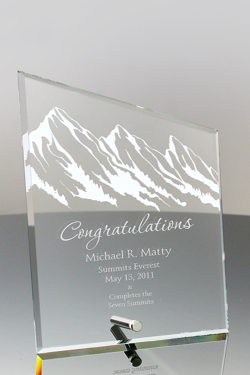 Slanted Quad Glass Award (#1550, #1601, #1915)