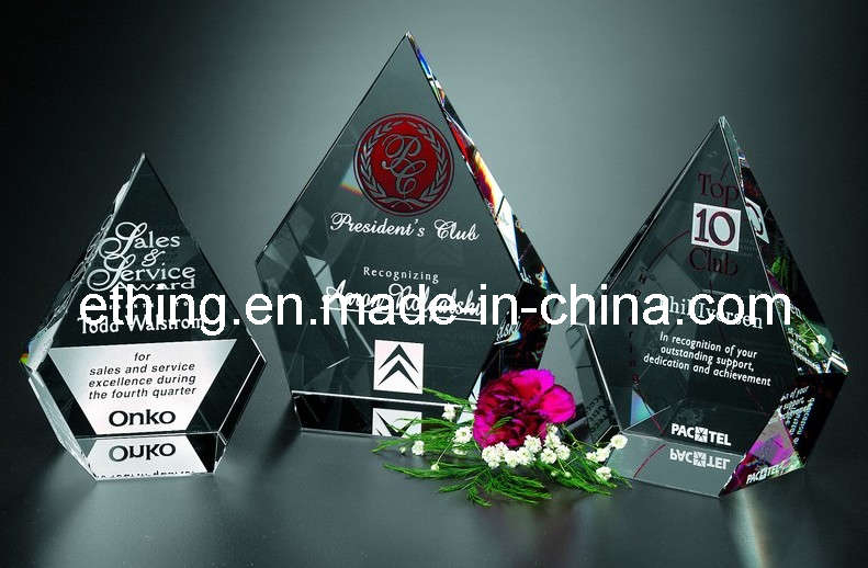 Diamond Award (CA-1225)