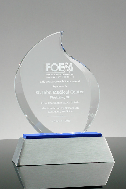 Blaze Blue and Clear Award with Metal Base (#5418)