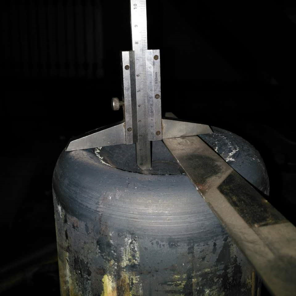 High Pressure Seamless Cylinder Forming Machine