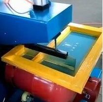 Semi-Automatic LPG Cylinder Screen Printing Machine