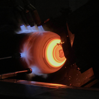 Seamless Pipes CNC Metal Spinning Machine