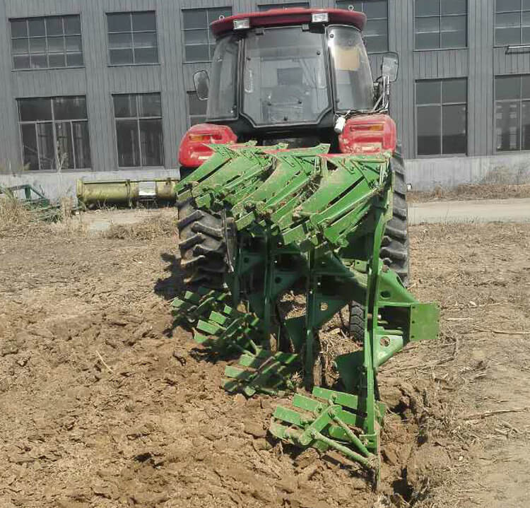 液壓翻轉(zhuǎn)鏵式犁