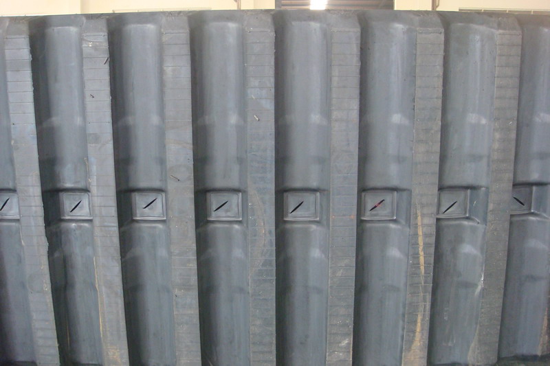 750x150x66 Mst2200 Rubber Track