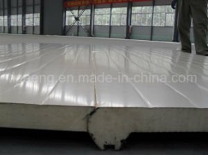 Panneau &quot;sandwich&quot; bon march&eacute; de polyur&eacute;thane d'unit&eacute; centrale pour le panneau de chambre froide d'isolation