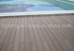 &Eacute;tage imperm&eacute;able &agrave; l'eau r&eacute;sistant au feu de Decking de WPC pour le jardin