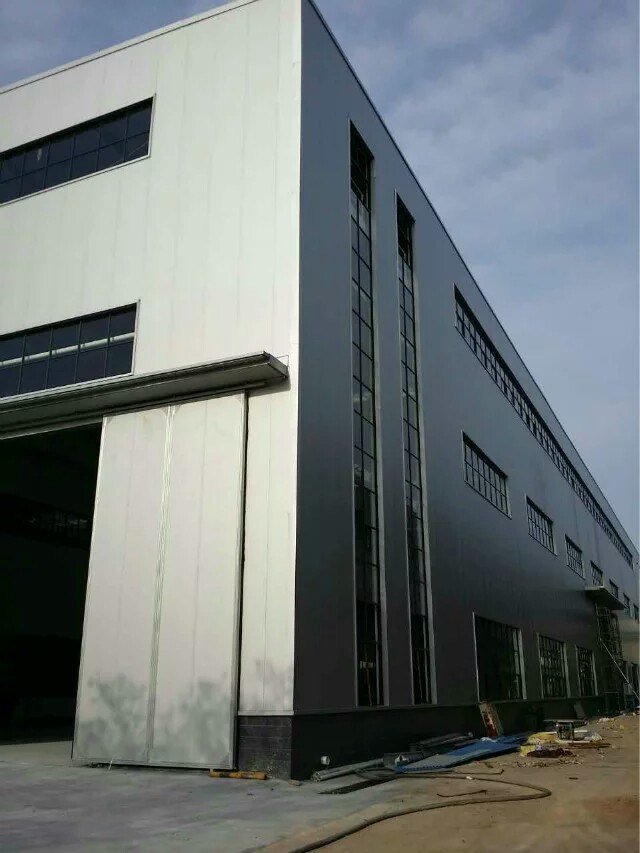 Light Steel Construction Long Span Steel Structure Go Down Warehouse