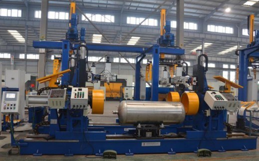 Circumferential Welding Machine for LNG Cylinder Production Line