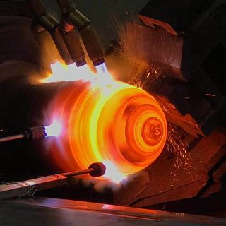 CNG Cylinder Metal Spin Forming Machine