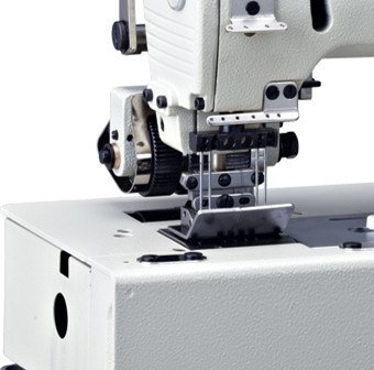 WD-1508P Flat Bed Double Chain Stitch Machine With Horizontal Looper Movement Mechanism