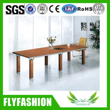 Table de réunion avec la table en bois et en métal de patte de conférence