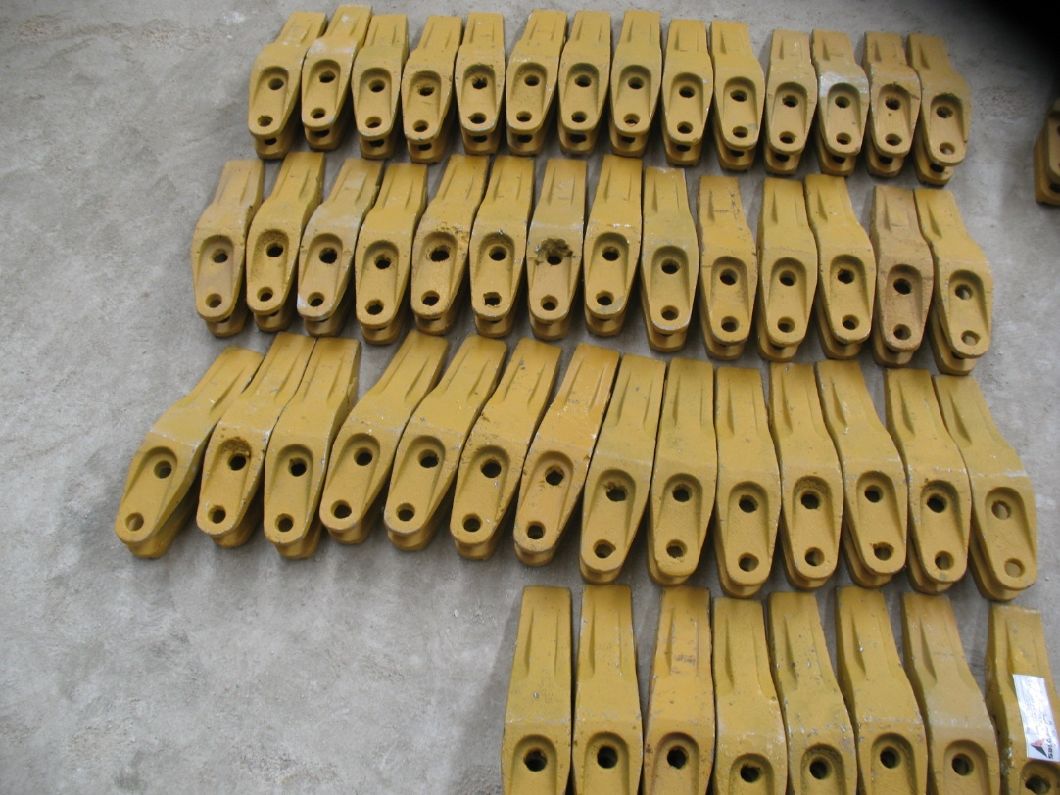 LG938L Wheel Loader/Loader Bucket Middle Teeth 4043000108