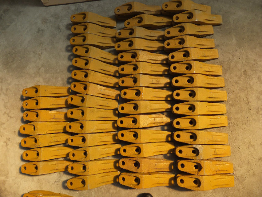 Sdlg Wheel Loader Parts Bucket Teeth 4043000108 4043000180, Tooth 4043000179