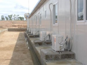 El panel de acero revestido Mobil del color ligero prefabricado de la estructura de acero contiene