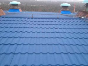 Tuile de toiture enduite rid&eacute;e par Gi en m&eacute;tal de couleur de toitures de prix de gros de la Chine