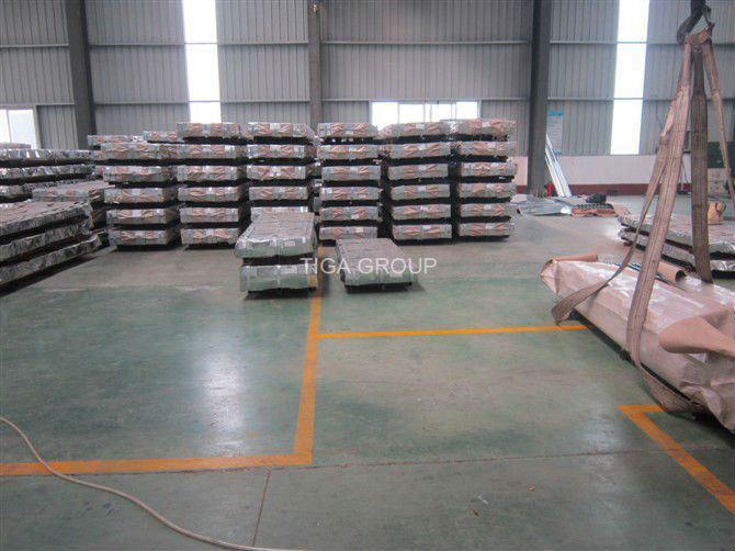 Red Metal Roofing Sheets Blue Color Coated Gi/Gl Sheets for Roof
