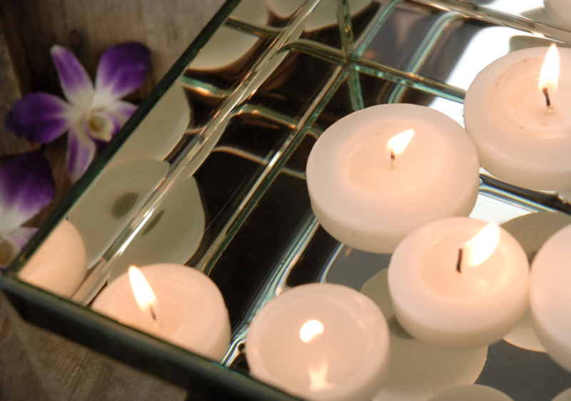 Mirror Display Stand