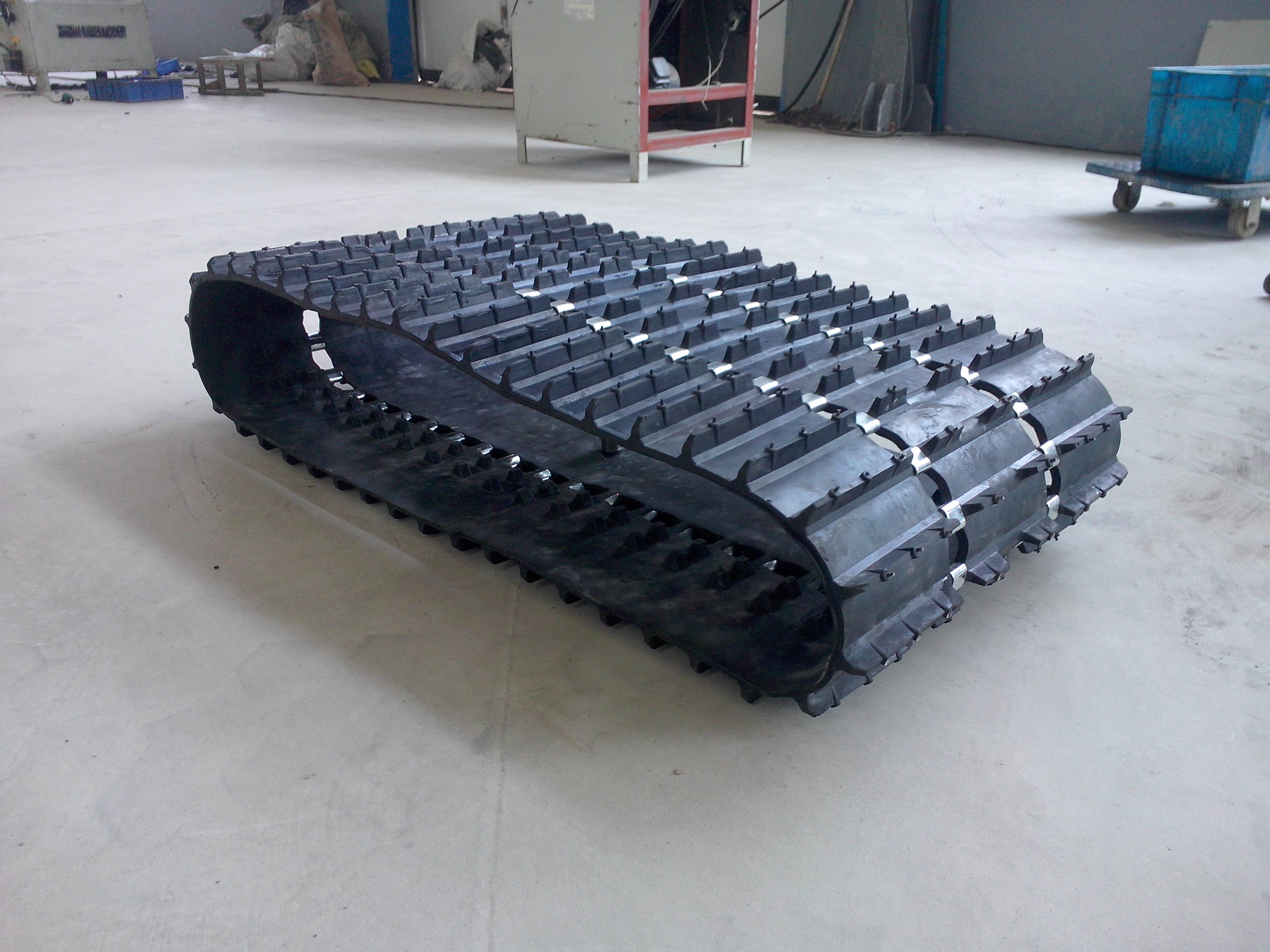 Rubber Track (580x60.5x40)