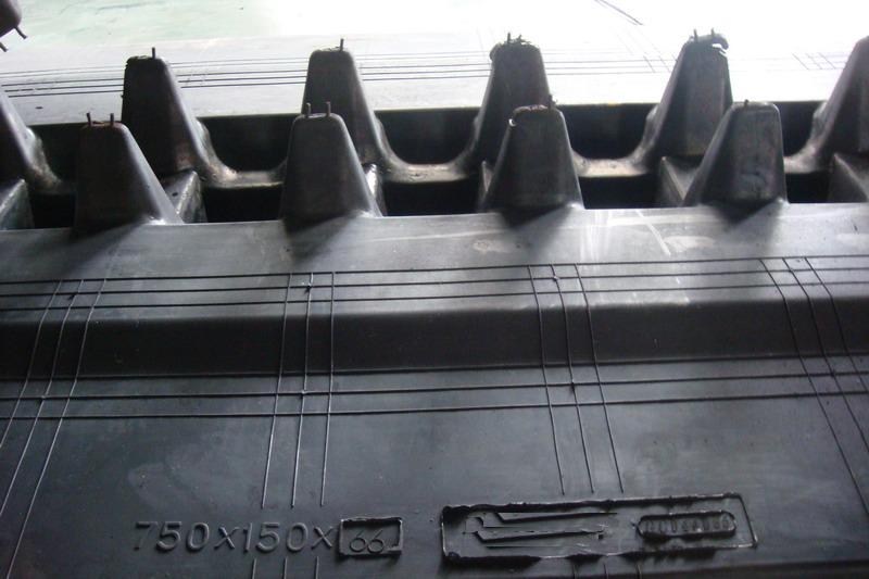 750x150x66 Mst2200 Rubber Track