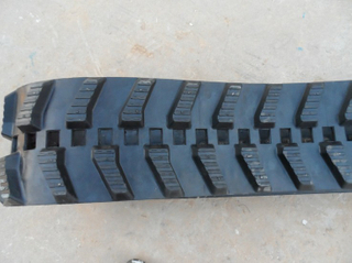 Rubber Track (250X50x84)