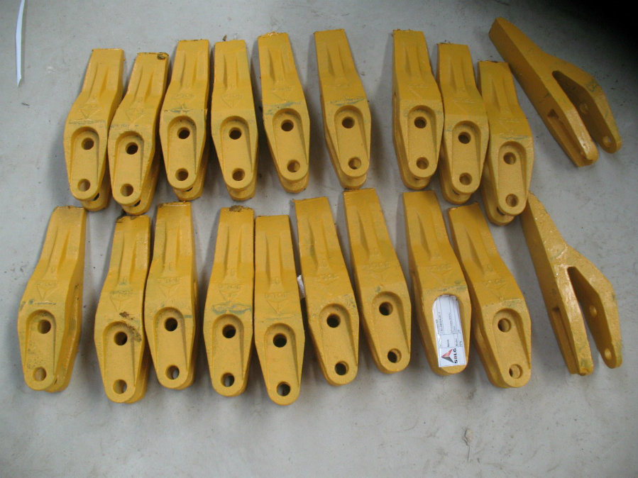 Sdlg Wheel Loader Parts Bucket Teeth 4043000108 4043000180, Tooth 4043000179