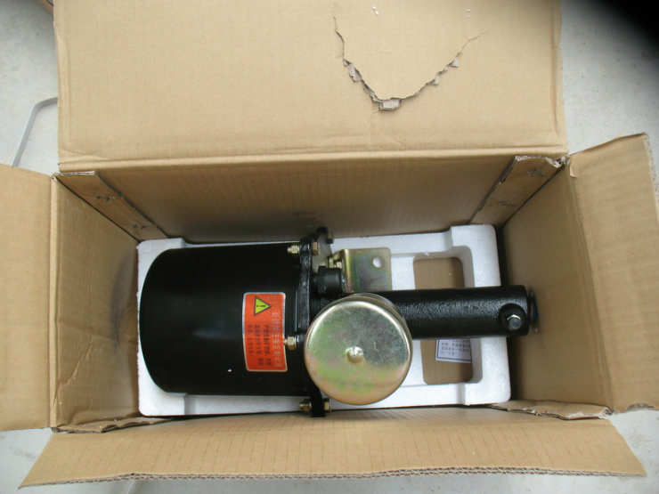 Sdlg LG956 LG958 LG968 Wheel Loader Spare Parts Brake Booster 4120000675