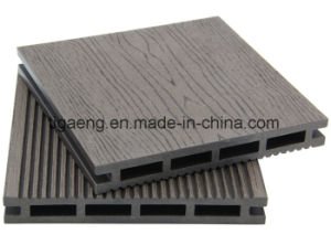 Qualit&eacute; enclenchant les tuiles compos&eacute;es en plastique en bois d'&eacute;tage d'int&eacute;rieur du paquet Tiles/WPC DIY