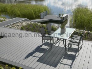Plancher ext&eacute;rieur r&eacute;sistant au feu de la bonne qualit&eacute; WPC de prix usine