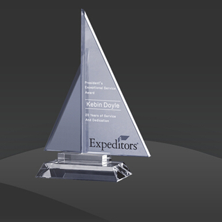 Crystal Clear Sailboat Award (DMC-DCA117C, DMC-DCA118C, DMC-DCA119C)