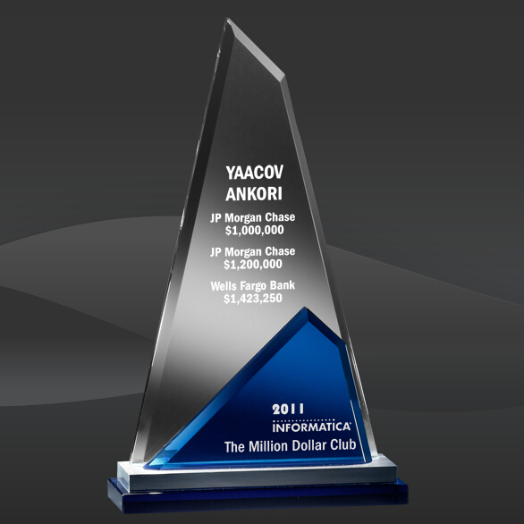 The Blue Voyager Crystal Award (MPI-SF-160BU-11)