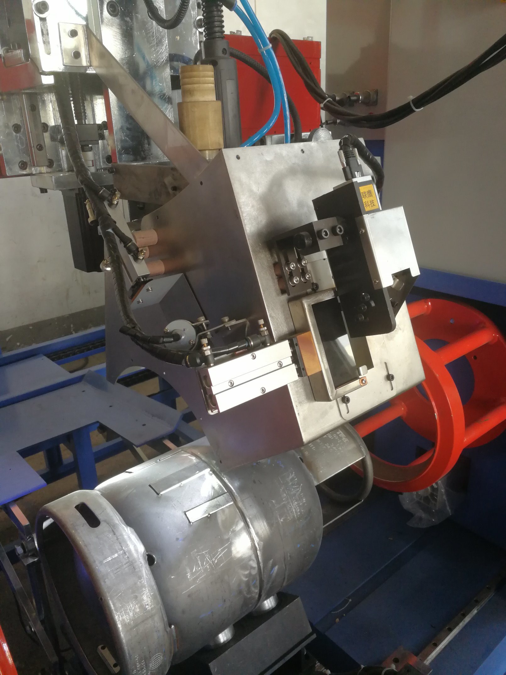 Automatic LPG Cylinder Circumferential Welding Machine