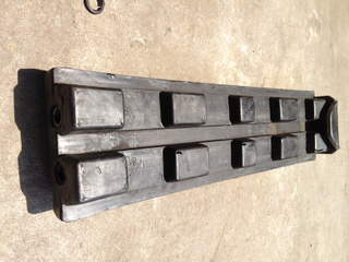 Rubber track shoe pad