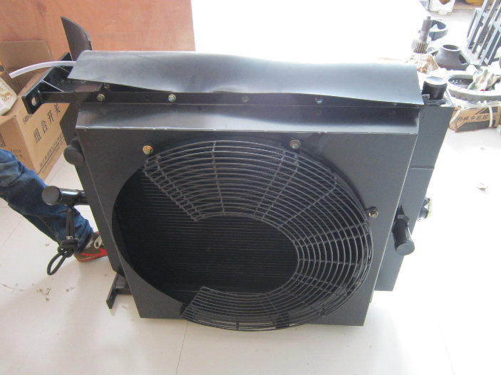 Sdlg LG936L Wheel Loader Spare Parts Engine Radiator Ly-LG936L-3 4110001521/Engine Radiator Ly-936 4110000638 Cooling Package