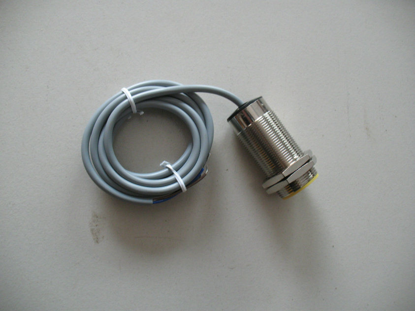 Sdlg LG936 LG938 Wheel Loader Spare Parts Approach Switch J7-D10b1 4130000010 Position Switch