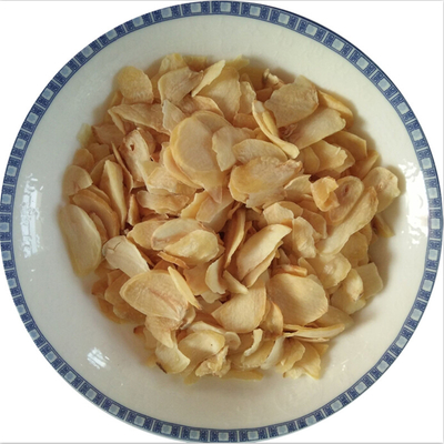 Premium Dried Garlic Flakes for Food Produce