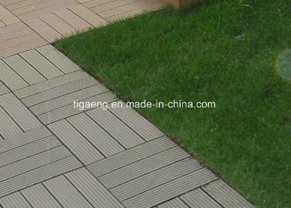 Planche install&eacute;e facile en plastique en bois du Decking Floor/WPC de PE pour le jardin/stationnement