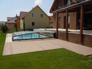Decking resistente del resbal&oacute;n WPC de la superficie de la naturaleza para la piscina