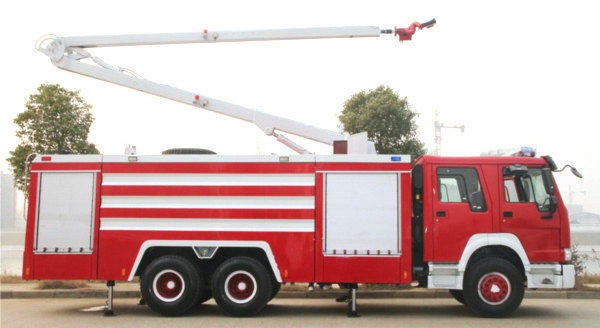 spray & rescue fire truck